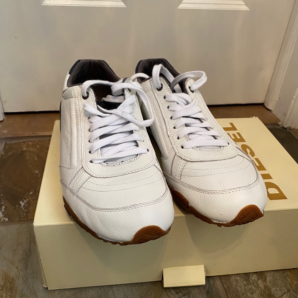Diesel sneakers white size 9.5 leather